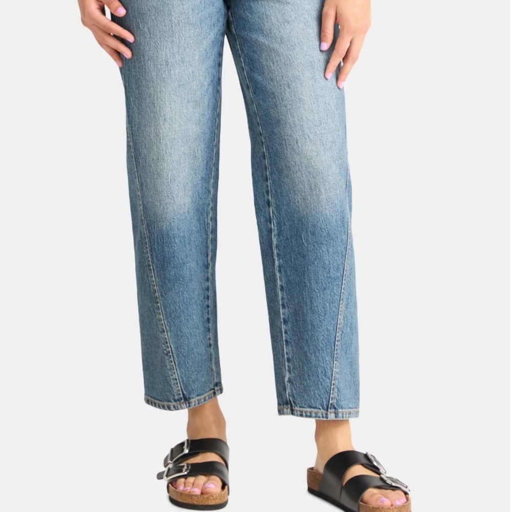 Time and Tru Women's High Rise Barrel Jeans - Picture 3 of 5